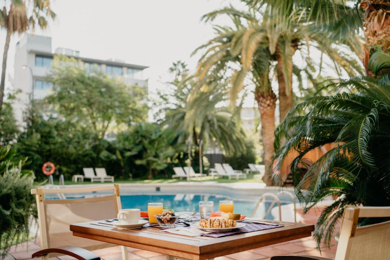 Monica Hotel Cambrils Bagian luar foto