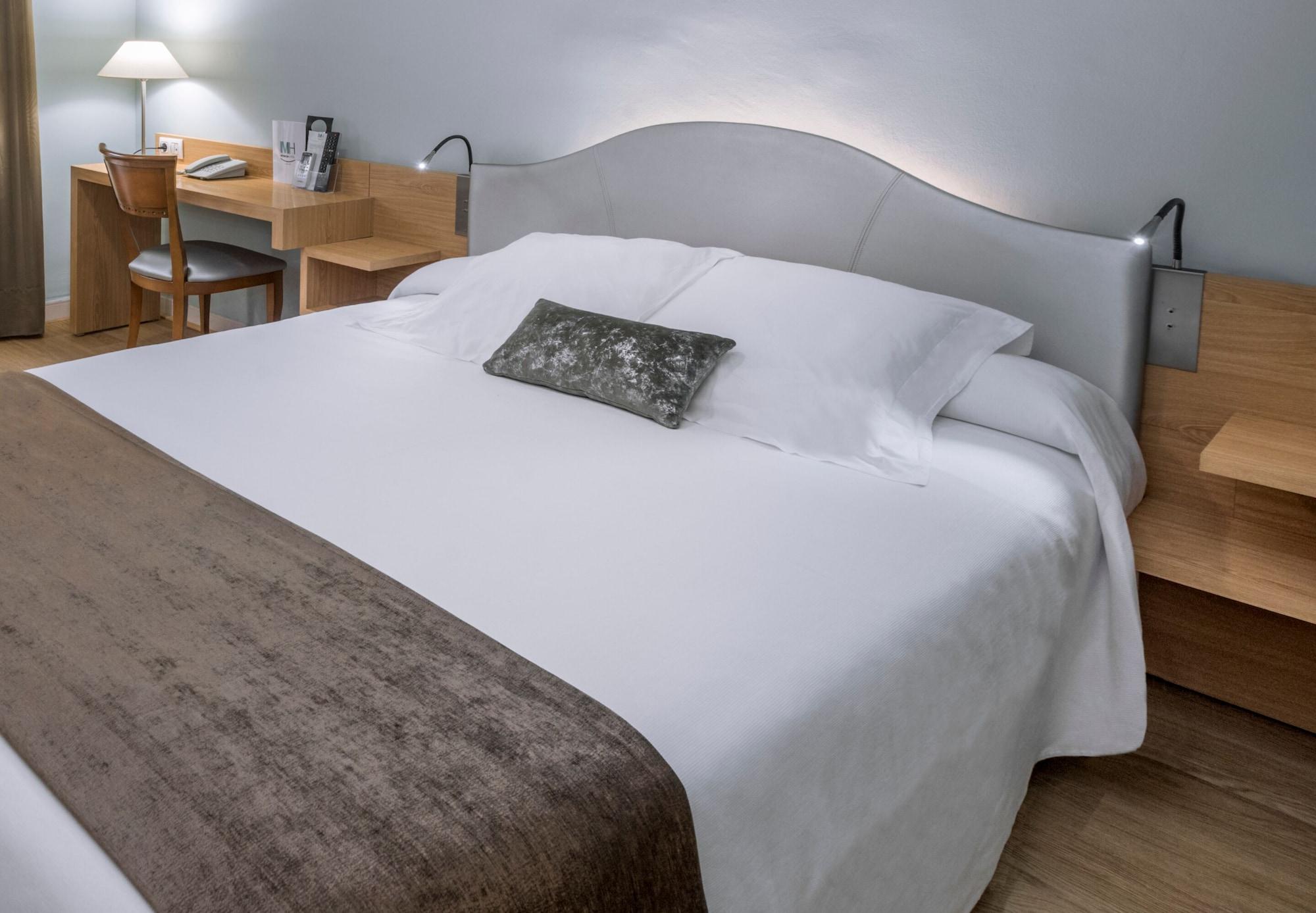 Monica Hotel Cambrils Bagian luar foto